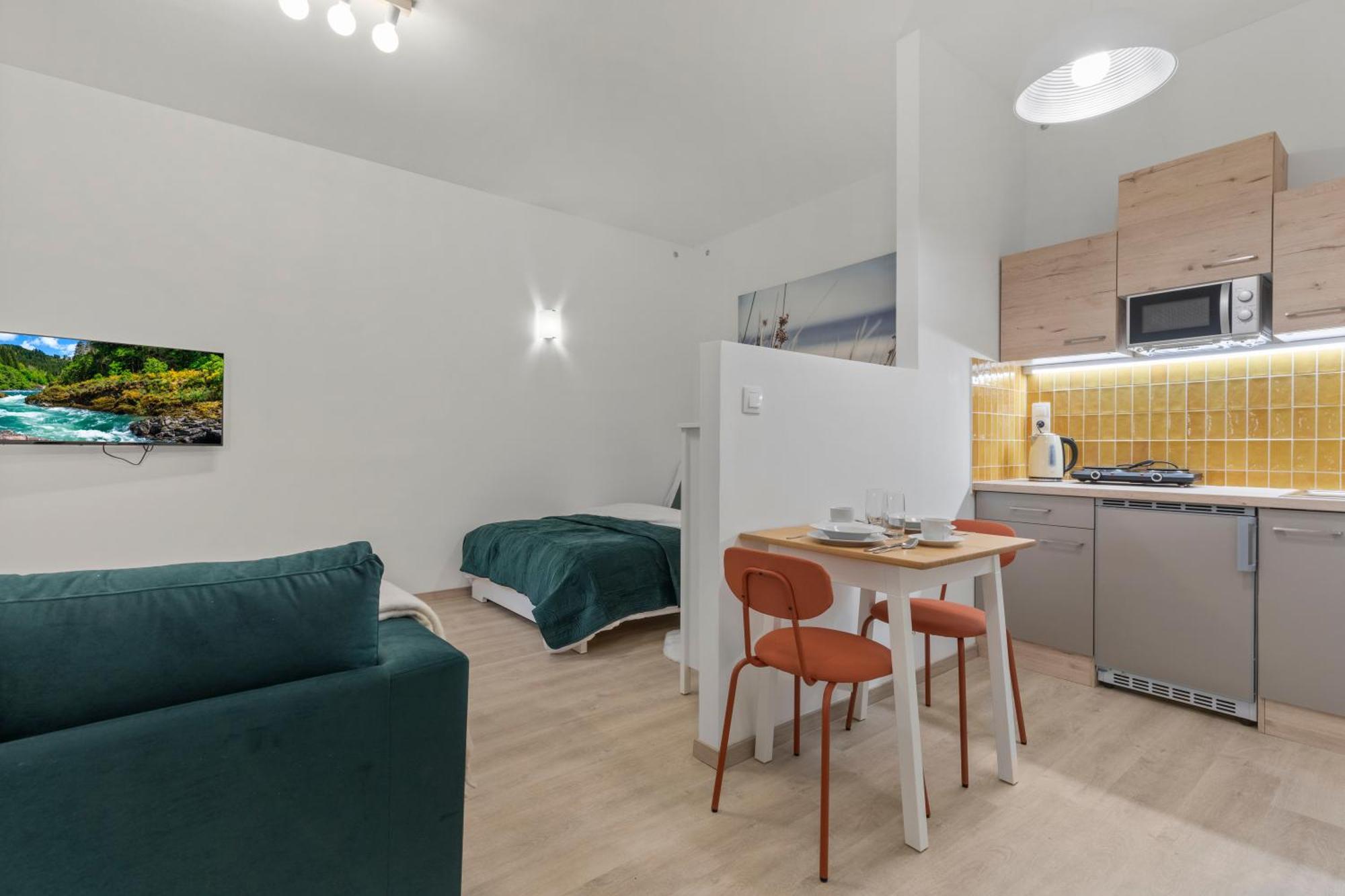 ברטיסלאבה Garden Haven Studio In Old Town מראה חיצוני תמונה